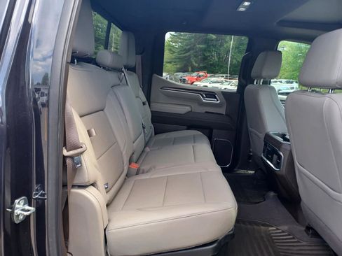 Used 2022 Chevrolet Silverado 1500 LTZ w/ LTZ Premium Package AWD/4WD image 21