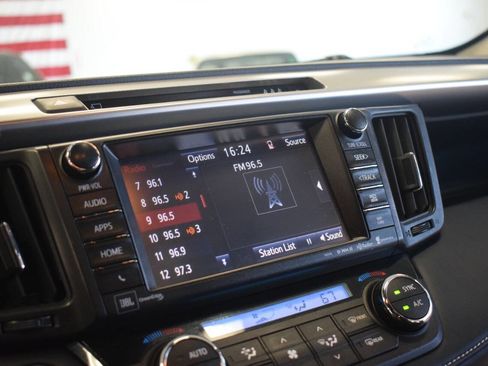 Used 2018 Toyota RAV4 Limited w/ Advanced Technology Package AWD/4WD image 42