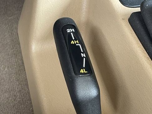 Used 2002 Jeep Wrangler Sahara image 18