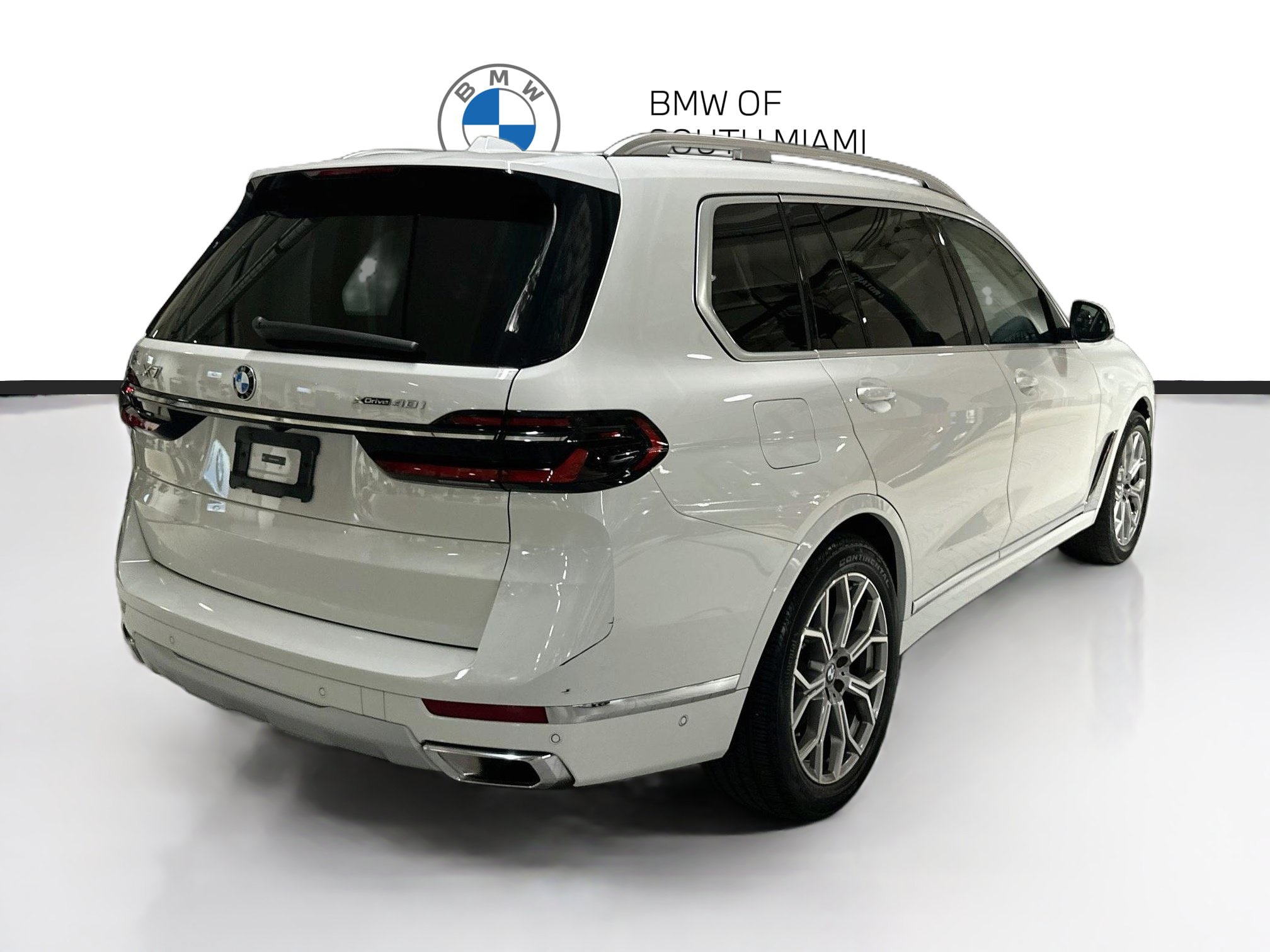 Certified 2024 BMW X7 xDrive40i w/ Premium Package AWD/4WD image 7