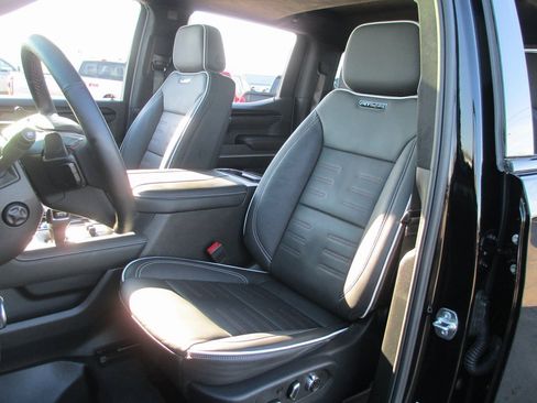 Certified 2025 GMC Sierra 1500 AT4X image 22