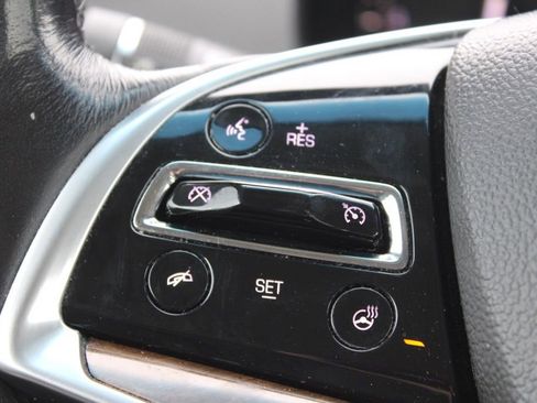 Used 2018 Cadillac XTS Luxury image 28