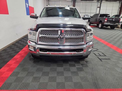Used 2018 RAM 3500 Laramie AWD/4WD image 4