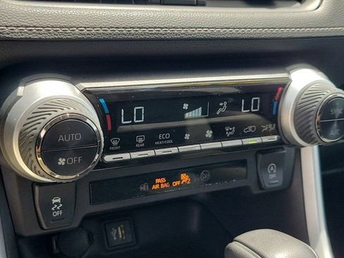 Used 2023 Toyota RAV4 XLE w/ Convenience Package FWD image 29