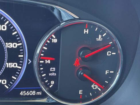 Used 2023 GMC Acadia Denali w/ Denali Ultimate Package image 19