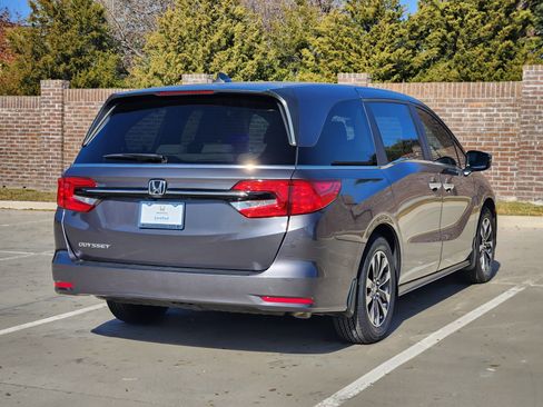 Certified 2024 Honda Odyssey EX-L image 6
