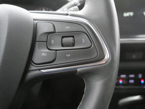 Used 2023 Buick Envision Preferred AWD/4WD image 23