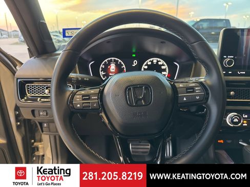 Used 2025 Honda Civic Sport image 10
