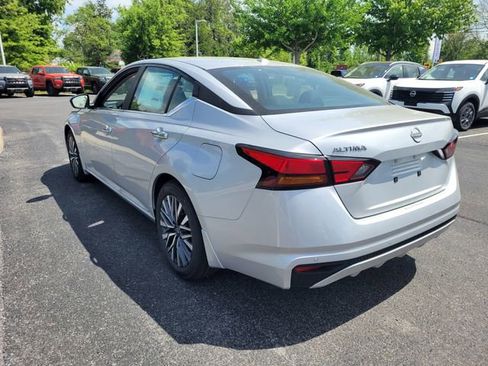 New 2026 Nissan Altima 2.5 SV FWD image 6