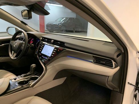 Used 2020 Toyota Camry XSE image 49