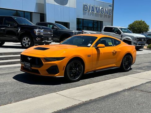 New 2026 Ford Mustang GT RWD image 2