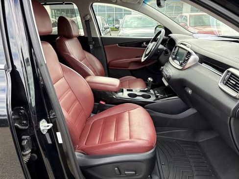 Used 2017 Kia Sorento SX AWD/4WD image 9