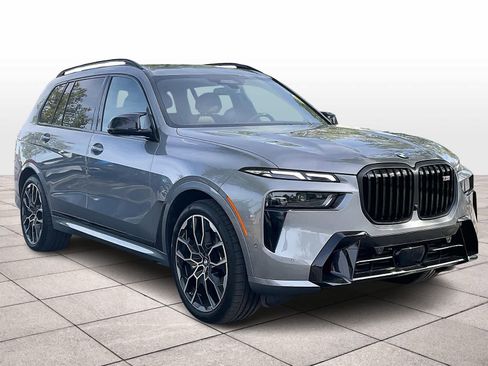 Used 2026 BMW X7 M60i image 2