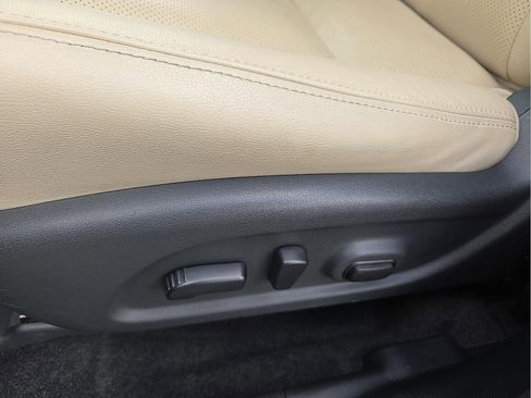 Used 2024 Nissan Murano SL image 14