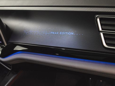 Used 2025 Volkswagen Atlas Peak Edition SE image 39