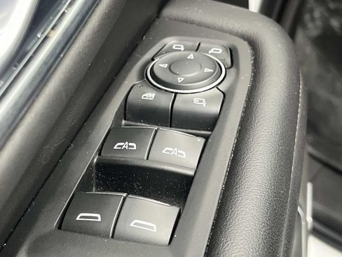 Used 2021 Chevrolet Tahoe High Country w/ Premium Package RWD image 31
