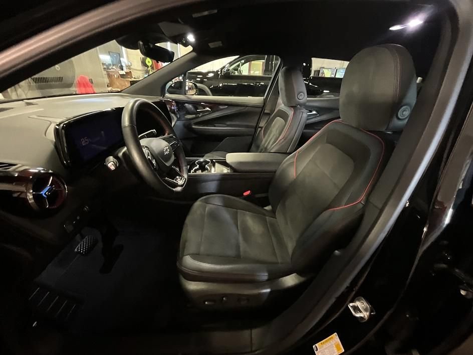 Used 2024 Chevrolet Blazer EV RS AWD/4WD image 4