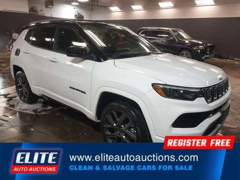 Used 2025 Jeep Compass Limited w/ High Altitude Package image 2