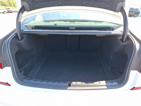 Used 2022 BMW 330i xDrive Sedan w/ M Sport Package image 28