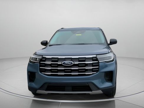 New 2026 Ford Explorer Active image 8