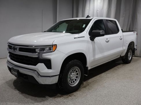 Used 2023 Chevrolet Silverado 1500 LT image 7