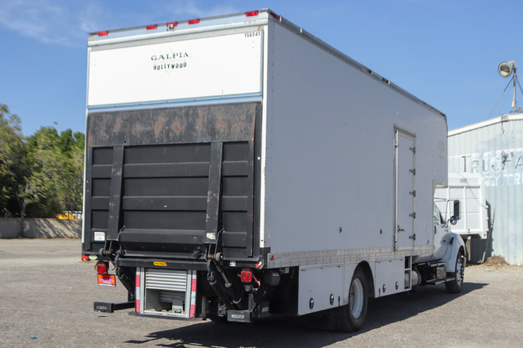 Used 2015 Ford F650 2WD Crew Cab Super Duty image 12
