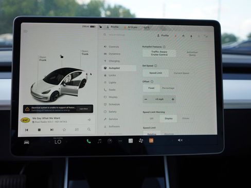 Used 2020 Tesla Model 3 Long Range AWD/4WD image 13