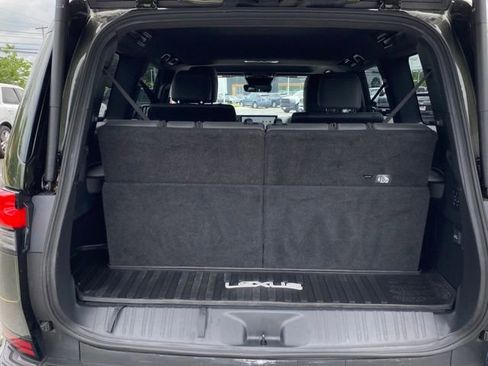 Used 2024 Lexus GX 550 w/ Accessory Package (2T) AWD/4WD image 7