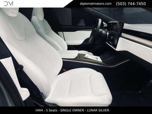 Used 2025 Tesla Model S AWD/4WD image 19