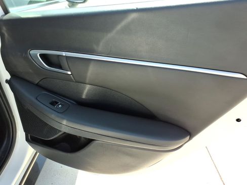 Used 2024 Hyundai Sonata SEL FWD image 9