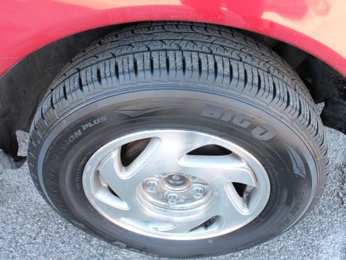 Used 1998 Toyota Sienna LE FWD image 15
