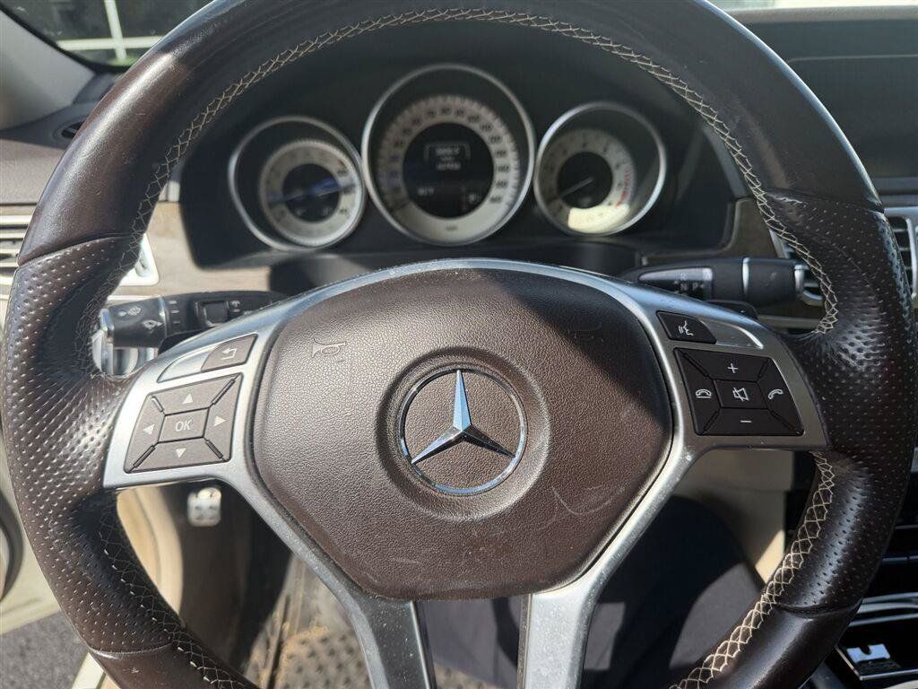 Used 2016 Mercedes-Benz E 350 4MATIC Wagon image 12