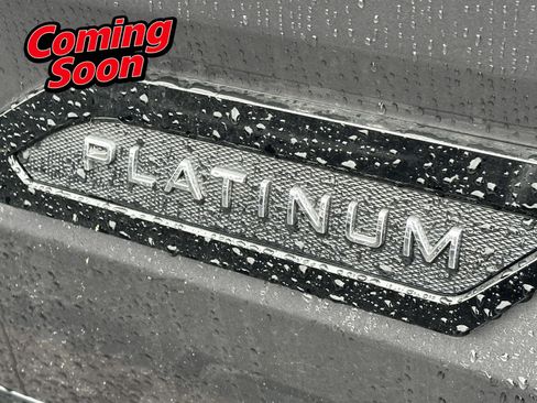 Used 2023 Toyota Tundra Platinum image 11