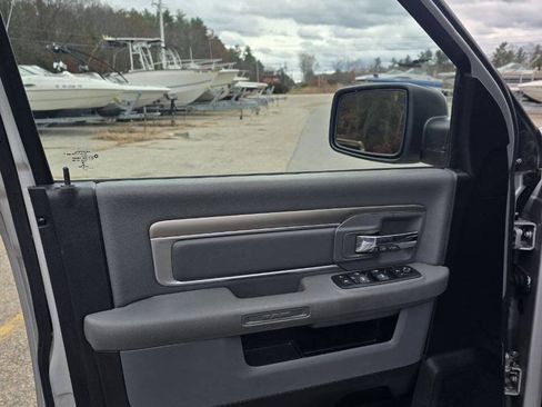 Used 2015 RAM 1500 Classic SLT w/ SLT Plus D←cor Group AWD/4WD image 13