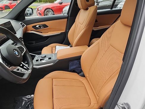 Used 2025 BMW 330i xDrive Sedan w/ M Sport Package image 19