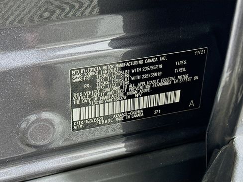 Used 2021 Toyota RAV4 XLE Premium FWD image 12