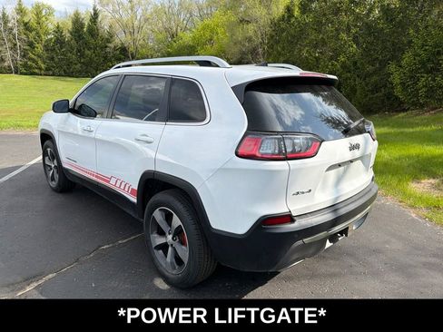 Used 2019 Jeep Cherokee Limited w/ Luxury Group AWD/4WD image 5