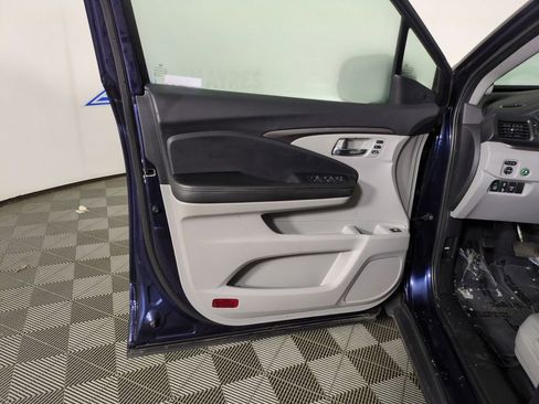 Certified 2023 Honda Ridgeline RTL image 14