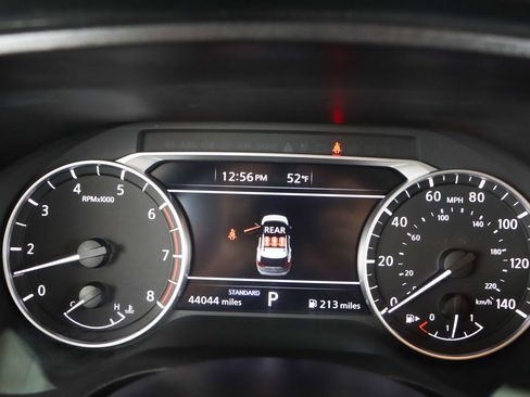 Used 2024 Nissan Rogue SV image 15