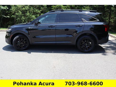 Used 2022 Kia Sorento S image 4