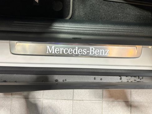 Certified 2025 Mercedes-Benz GLC 300 Exclusive 4MATIC AMG Line image 15