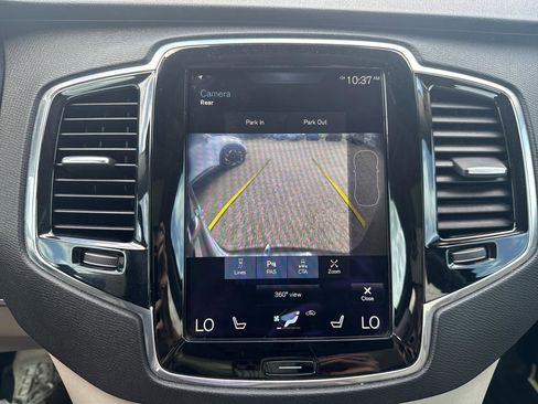 Used 2017 Volvo XC90 T6 Momentum w/ Vision Package AWD/4WD image 45