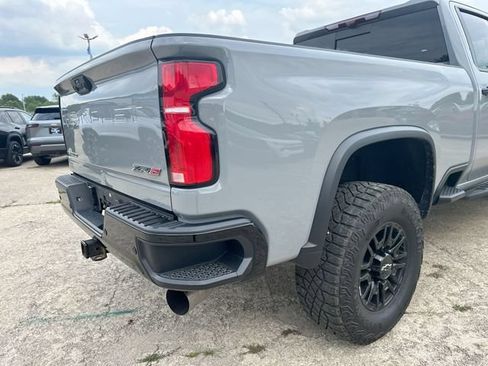 Used 2025 Chevrolet Silverado 2500 ZR2 w/ Technology Package AWD/4WD image 48