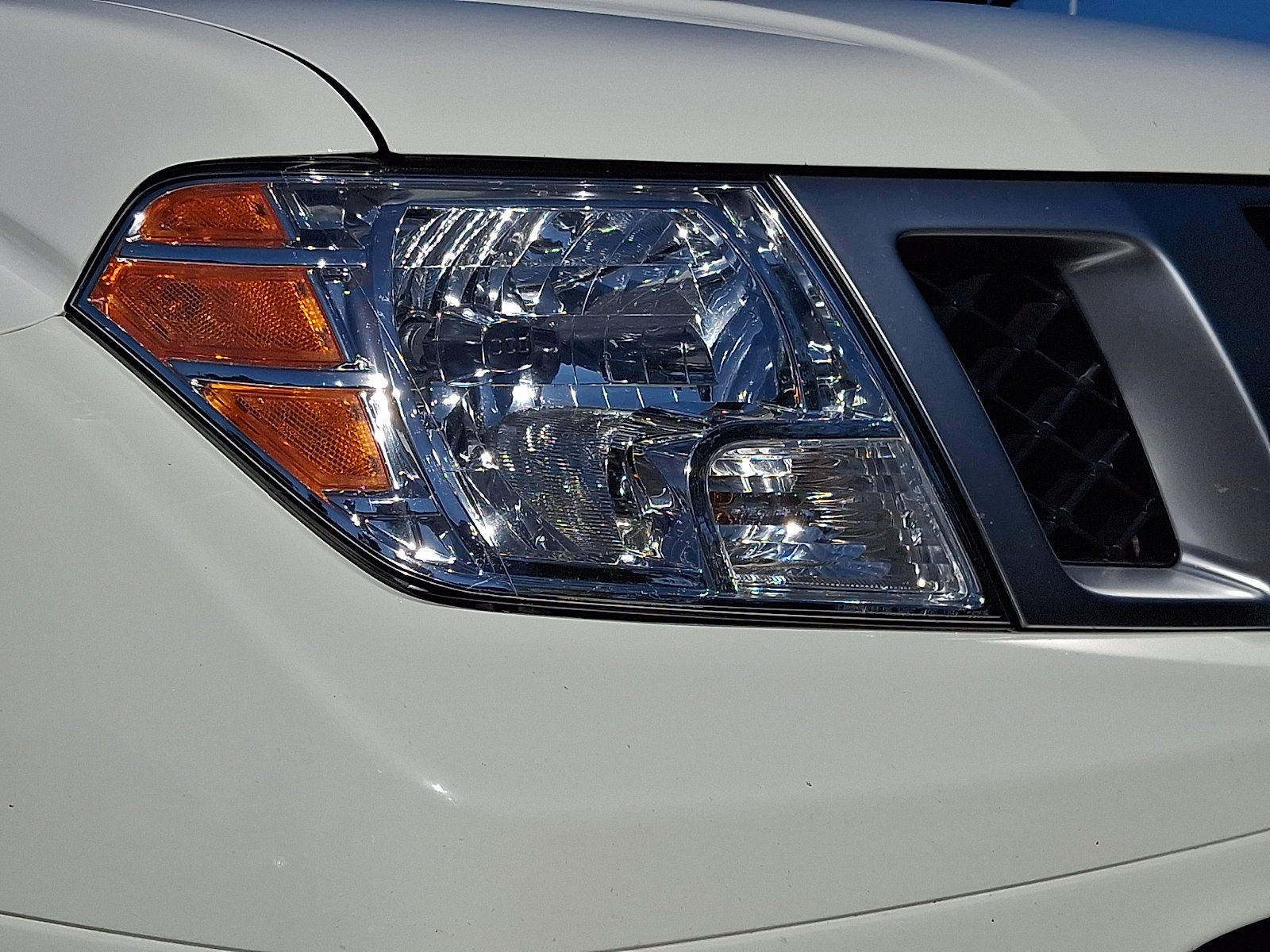 Certified 2020 Nissan Frontier SV AWD/4WD image 8
