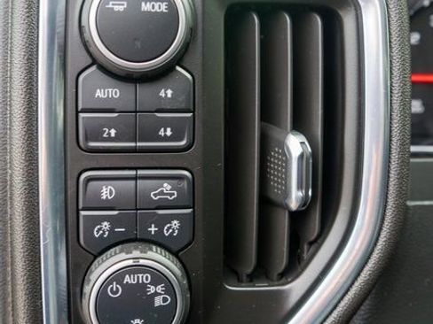 Used 2021 Chevrolet Silverado 1500 LT Trail Boss w/ Bed Protection Package AWD/4WD image 22