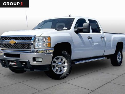 Used 2014 Chevrolet Silverado 2500 LT w/ Interior Plus Package AWD/4WD image 1