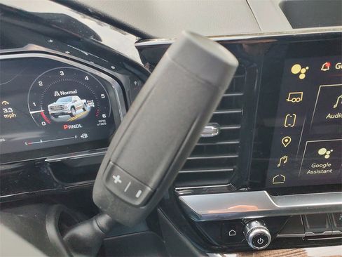 New 2026 GMC Sierra 1500 Elevation image 16