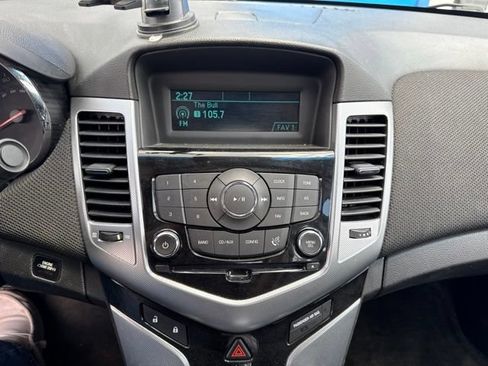 Used 2012 Chevrolet Cruze LTZ FWD image 20
