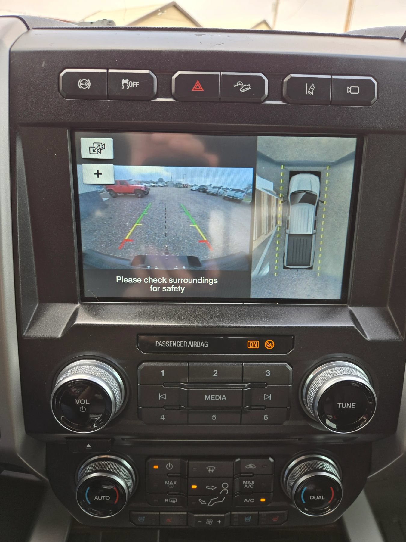 Used 2017 Ford F250 King Ranch w/ King Ranch Ultimate Package AWD/4WD image 18