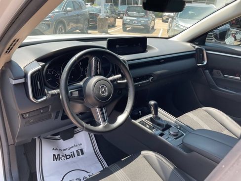 Used 2024 MAZDA CX-50 AWD 2.5 S w/ Premium Package image 10